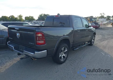 2020 Ram 1500 Laramie z USA, uszkodzony, nr VIN 1C6SRFJT4LN393347